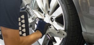 Automobile low - Wheel Alignment