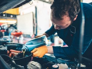 Reasons to Use a Professional Oil Change Service